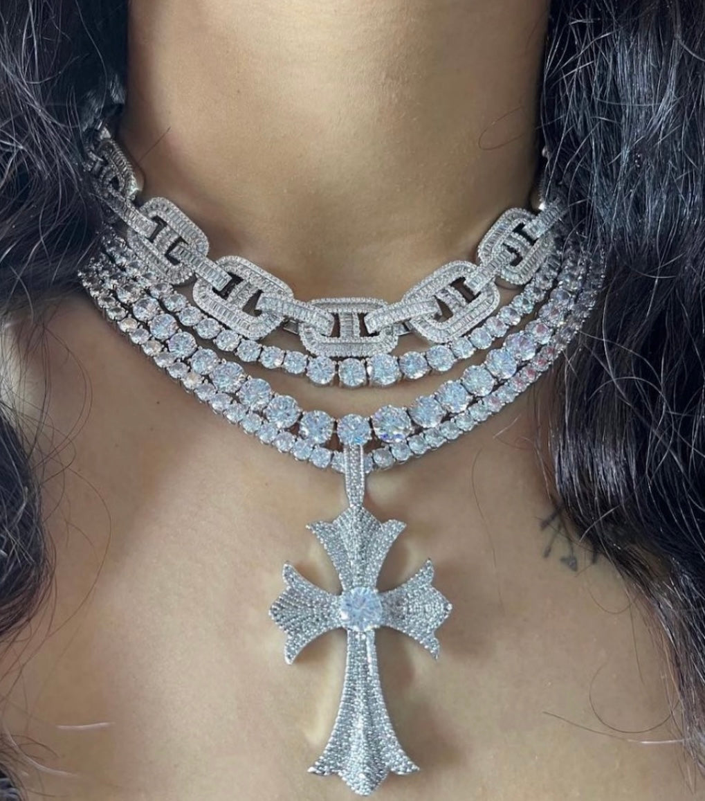 KashDoll Gucci Link Necklace