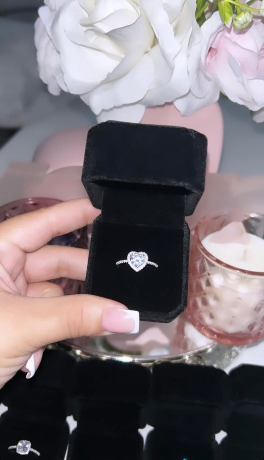 Heart ring